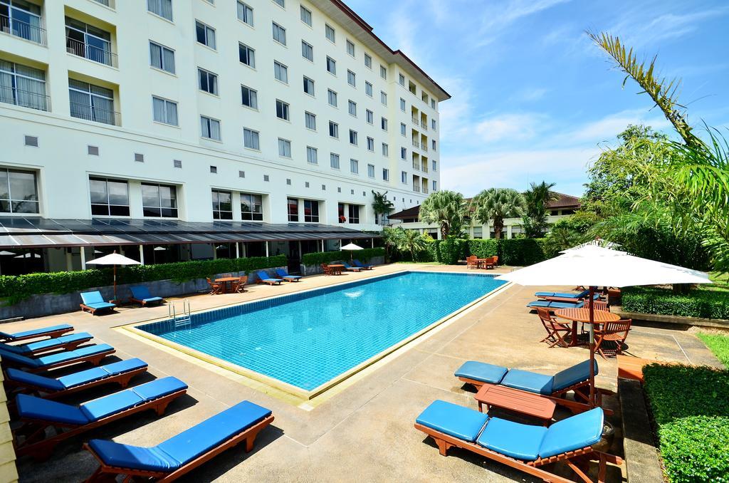 Tinidee Hotel Ranong Buitenkant foto