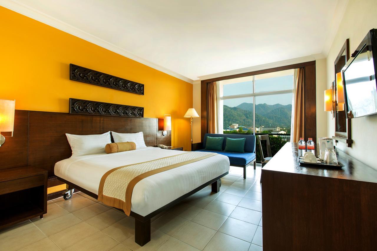 Tinidee Hotel Ranong Buitenkant foto