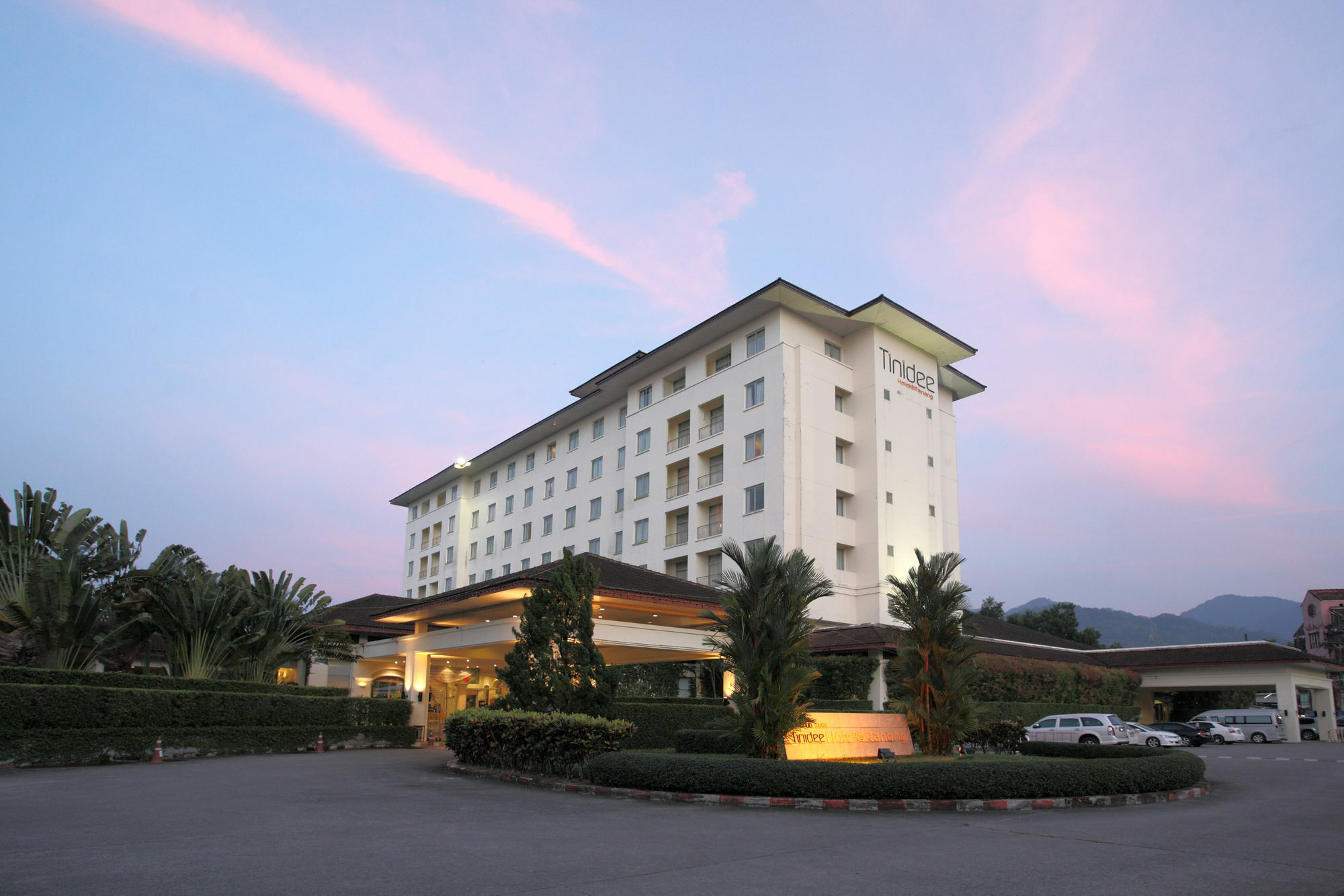 Tinidee Hotel Ranong Buitenkant foto